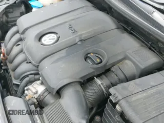 ✅ 2010 Volkswagen Golf • VIN: WVWDB7AJ0AW364638 • Lot: 42673534. Listed on IAAI with 175,778 mi. Free auction sales archive from the USA and detailed vehicle history report at DreamBid. Image 12.