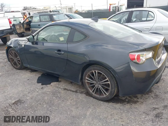 ✅ 2016 Scion FR-S • VIN: JF1ZNAA1XG8708585 • Lot: 44082745. Wystawiony na IAAI z przebiegiem 200 195 mil. Bezpłatny archiwum sprzedaży aukcyjnych z USA i szczegółowy raport historii pojazdu na DreamBid. Zdjęcie 3.