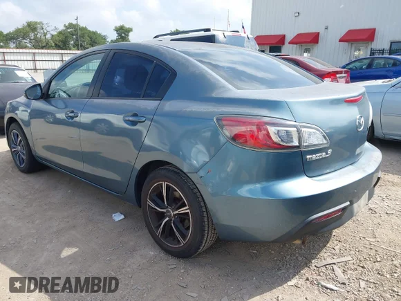 ✅ 2011 Mazda 3 i Sport • VIN: JM1BL1UF3B1449772 • Lot: 45275889. Listed on IAAI with 188,796 mi. Free auction sales archive from the USA and detailed vehicle history report at DreamBid. Image 3.