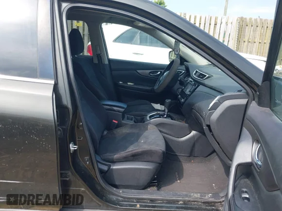 ✅ 2014 Nissan Rogue SV • VIN: 5N1AT2MV6EC776602 • Lot: 45347134. Wystawiony na IAAI z przebiegiem 292 259 mil. Bezpłatny archiwum sprzedaży aukcyjnych z USA i szczegółowy raport historii pojazdu na DreamBid. Zdjęcie 5.