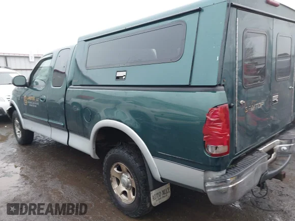 ✅ 1999 Ford F-150 XL • VIN: 2FTRX18L9XCA06115 • Lot: 44151585. Wystawiony na IAAI z przebiegiem 172 903 mil. Bezpłatny archiwum sprzedaży aukcyjnych z USA i szczegółowy raport historii pojazdu na DreamBid. Zdjęcie 3.
