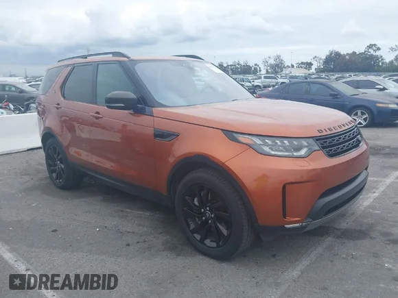 ✅ 2018 Land Rover Discovery HSE • VIN: SALRR2RV3JA053030 • Lot: 42074670. Wystawiony na IAAI z przebiegiem 91 602 mil. Bezpłatny archiwum sprzedaży aukcyjnych z USA i szczegółowy raport historii pojazdu na DreamBid. Zdjęcie 1.