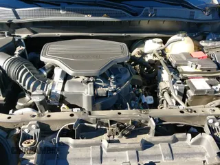 ✅ 2019 Chevrolet Blazer Premier • VIN: 3GNKBKRSXKS598362 • Lot: 43606618. Listed on IAAI with 29,278 mi. Free auction sales archive from the USA and detailed vehicle history report at DreamBid. Image 19.