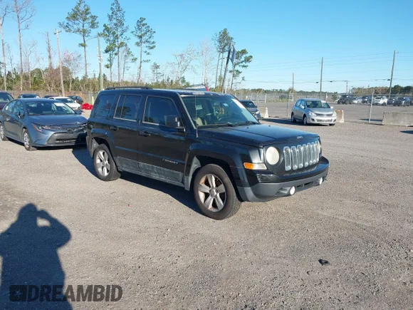 ✅ 2011 Jeep Patriot Latitude • VIN: 1J4NT1GBXBD160077 • Lot: 41739407. Wystawiony na IAAI z przebiegiem 191 230 mil. Bezpłatny archiwum sprzedaży aukcyjnych z USA i szczegółowy raport historii pojazdu na DreamBid. Zdjęcie 1.