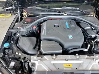 ✅ 2023 BMW 3 Series 330e • VIN: 3MW39FF07P8C90070 • Lot: 80401155. Wystawiony na Copart z przebiegiem 8 950 mil. Bezpłatny archiwum sprzedaży aukcyjnych z USA i szczegółowy raport historii pojazdu na DreamBid. Zdjęcie 14.