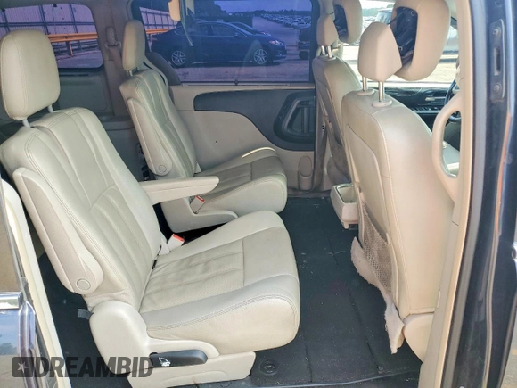 ✅ 2014 Chrysler Town & Country Touring L • VIN: 2C4RC1CG0ER461631 • Lot: 51610736. Wystawiony na Copart z przebiegiem 203 456 mil. Bezpłatny archiwum sprzedaży aukcyjnych z USA i szczegółowy raport historii pojazdu na DreamBid. Zdjęcie 11.