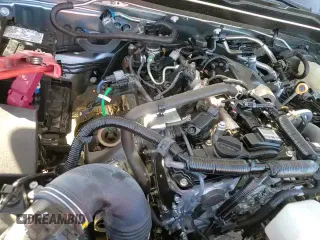 ✅ 2025 Toyota Tacoma SR • VIN: 3TYLD5KN7ST012612 • Lot: 92173375. Wystawiony na Copart z przebiegiem 8 053 mil. Bezpłatny archiwum sprzedaży aukcyjnych z USA i szczegółowy raport historii pojazdu na DreamBid. Zdjęcie 14.