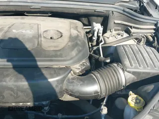 ✅ 2017 Jeep Grand Cherokee Altitude • VIN: 1C4RJFAG8HC811798 • Лот: 43215530. Опубликован ранее на IAAI с пробегом 107 547 миль. Бесплатный доступ к архиву аукционных продаж из США и подробный отчёт об истории автомобиля на DreamBid. Изображение 19.