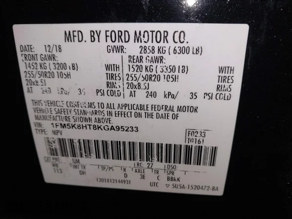✅ 2019 Ford Explorer Platinum • VIN: 1FM5K8HT8KGA95233 • Лот: 43738361. Опубліковано раніше на IAAI з пробігом 143 092 миль. Безкоштовний доступ до архіву аукціонних продажів зі США та докладний звіт про історію автомобіля на DreamBid. Зображення 9.
