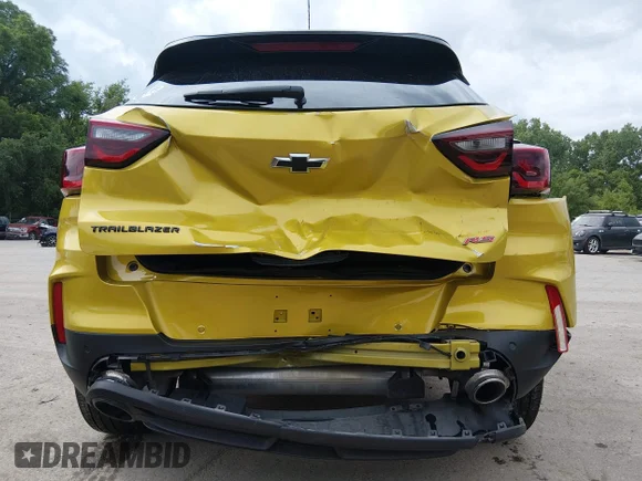 ✅ 2025 Chevrolet TrailBlazer RS • VIN: KL79MTSL7SB016656 • Lot: 45218580. Wystawiony na IAAI z przebiegiem 14 330 mil. Bezpłatny archiwum sprzedaży aukcyjnych z USA i szczegółowy raport historii pojazdu na DreamBid. Zdjęcie 6.