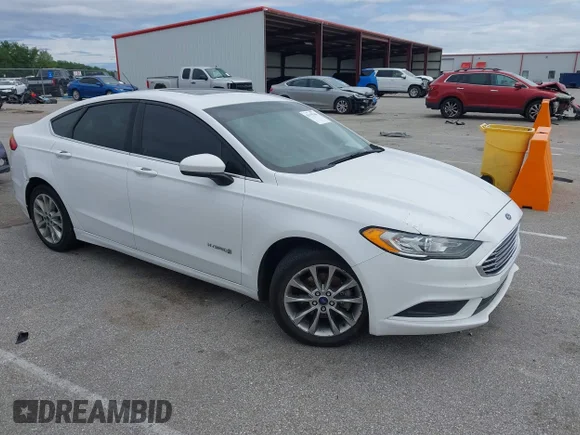 ✅ 2017 Ford Fusion Hybrid SE • VIN: 3FA6P0LU6HR314578 • Лот: 45179768. Опубліковано раніше на IAAI з пробігом 142 608 миль. Безкоштовний доступ до архіву аукціонних продажів зі США та докладний звіт про історію автомобіля на DreamBid. Зображення 1.