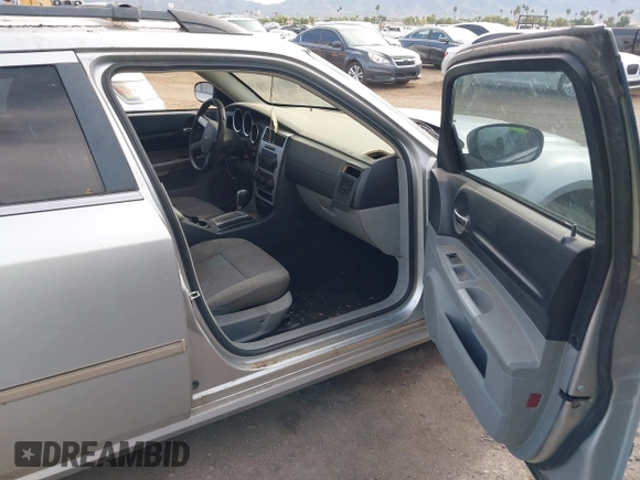✅ 2007 Dodge Magnum • VIN: 2D4FV47V27H736306 • Lot: 43792337. Wystawiony na IAAI z przebiegiem Nie podano. Bezpłatny archiwum sprzedaży aukcyjnych z USA i szczegółowy raport historii pojazdu na DreamBid. Zdjęcie 5.