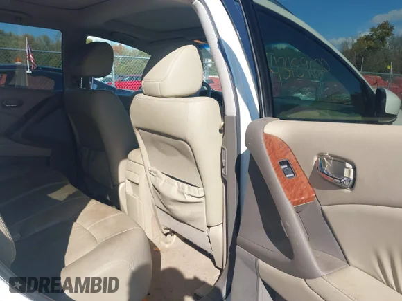 ✅ 2010 Nissan Murano S • VIN: JN8AZ1MW4AW107828 • Lot: 43489620. Wystawiony na IAAI z przebiegiem 160 760 mil. Bezpłatny archiwum sprzedaży aukcyjnych z USA i szczegółowy raport historii pojazdu na DreamBid. Zdjęcie 8.