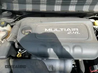 ✅ 2017 Jeep Cherokee 75th Anniversary Edition • VIN: 1C4PJMCB5HW562159 • Лот: 84809635. Опубликован ранее на Copart с пробегом 135 088 миль. Бесплатный доступ к архиву аукционных продаж из США и подробный отчёт об истории автомобиля на DreamBid. Изображение 13.