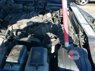 ✅ 2000 Ford Explorer • VIN: 1FMZU85P9YZA08844 • Лот: 43719692. Опубликован ранее на IAAI с пробегом 184 017 миль. Бесплатный доступ к архиву аукционных продаж из США и подробный отчёт об истории автомобиля на DreamBid. Изображение 13.