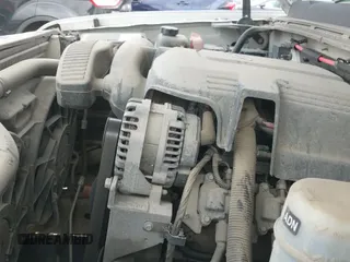 ✅ 2008 Chevrolet Silverado 1500 1LT • VIN: 1GCEC14C28Z256087 • Lot: 41688207. Wystawiony na IAAI z przebiegiem 249 381 mil. Bezpłatny archiwum sprzedaży aukcyjnych z USA i szczegółowy raport historii pojazdu na DreamBid. Zdjęcie 17.