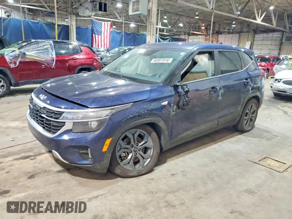 ✅ 2025 Kia Seltos LX • VIN: KNDEPCAAXS7818226 • Лот: 50307816. Опубликован ранее на Copart с пробегом 13 752 миль. Бесплатный доступ к архиву аукционных продаж из США и подробный отчёт об истории автомобиля на DreamBid. Изображение 1.