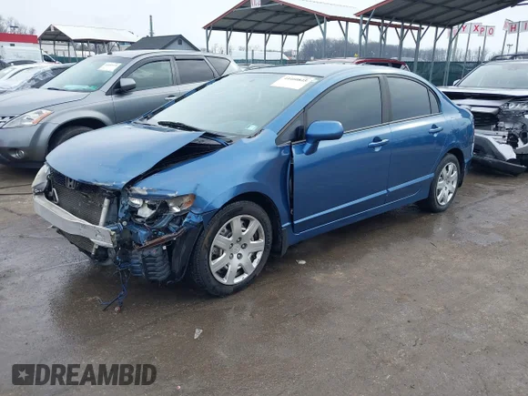 ✅ 2010 Honda Civic LX • VIN: 19XFA1F58AE002247 • Lot: 44460845. Wystawiony na IAAI z przebiegiem 182 471 mil. Bezpłatny archiwum sprzedaży aukcyjnych z USA i szczegółowy raport historii pojazdu na DreamBid. Zdjęcie 2.
