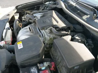 ✅ 2017 Toyota Camry SE • VIN: 4T1BF1FKXHU392667 • Лот: 43708207. Опубликован ранее на IAAI с пробегом 108 302 миль. Бесплатный доступ к архиву аукционных продаж из США и подробный отчёт об истории автомобиля на DreamBid. Изображение 19.