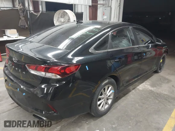 ✅ 2019 Hyundai Sonata SE • VIN: 5NPE24AF4KH818718 • Lot: 44113289. Wystawiony na IAAI z przebiegiem 105 173 mil. Bezpłatny archiwum sprzedaży aukcyjnych z USA i szczegółowy raport historii pojazdu na DreamBid. Zdjęcie 4.