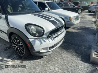 ✅ 2015 MINI Countryman S • VIN: WMWZC3C50FWT05069 • Lot: 95252755. Wystawiony na Copart z przebiegiem 67 355 mil. Bezpłatny archiwum sprzedaży aukcyjnych z USA i szczegółowy raport historii pojazdu na DreamBid. Zdjęcie 11.