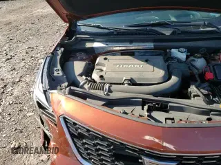 ✅ 2019 Cadillac XT4 FWD Premium Luxury • VIN: 1GYFZCR46KF116742 • Лот: 82551585. Опубликован ранее на Copart с пробегом 32 619 миль. Бесплатный доступ к архиву аукционных продаж из США и подробный отчёт об истории автомобиля на DreamBid. Изображение 15.