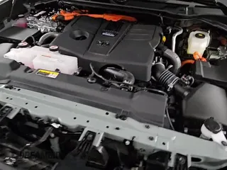 ✅ 2025 Toyota Tundra Limited Hybrid • VIN: 5TFWC5EC2SX009004 • Лот: 51640155. Опубликован ранее на Copart с пробегом 870 миль. Бесплатный доступ к архиву аукционных продаж из США и подробный отчёт об истории автомобиля на DreamBid. Изображение 14.