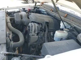 2014 Chevrolet Suburban LT z VIN 1GNSKJE70ER202460, wystawiony jako IAAI lot #42090452 z przebiegiem 181 450 mil mil oraz . Historia ofert i sprzedaży dostępna na DreamBid. Obrazek 19.