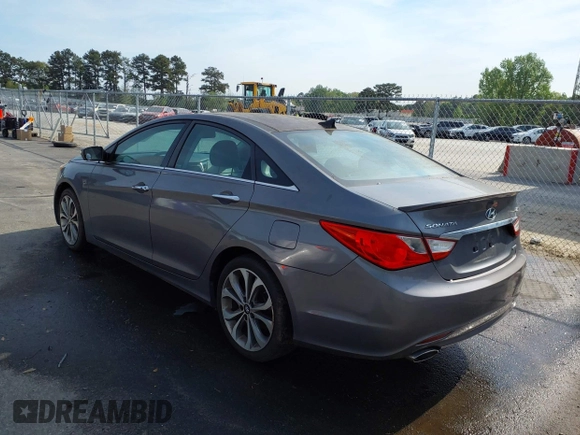 ✅ 2013 Hyundai Sonata Limited • VIN: 5NPEC4AB4DH645537 • Lot: 44816834. Wystawiony na IAAI z przebiegiem 145 190 mil. Bezpłatny archiwum sprzedaży aukcyjnych z USA i szczegółowy raport historii pojazdu na DreamBid. Zdjęcie 3.