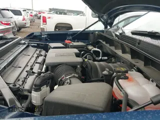 ✅ 2025 GMC Sierra 1500 Denali • VIN: 1GTUUGEDXSZ305854 • Lot: 43383590. Wystawiony na IAAI z przebiegiem 2 293 mil. Bezpłatny archiwum sprzedaży aukcyjnych z USA i szczegółowy raport historii pojazdu na DreamBid. Zdjęcie 19.