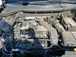 ✅ 2022 Volkswagen Taos SE • VIN: 3VVTX7B21NM060004 • Лот: 92204625. Опубликован ранее на Copart с пробегом 56 756 миль. Бесплатный доступ к архиву аукционных продаж из США и подробный отчёт об истории автомобиля на DreamBid. Изображение 15.