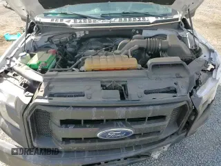 ✅ 2017 Ford F-150 XL • VIN: 1FTEX1C8XHFB61313 • Lot: 69878245. Listed on Copart with 107,060 mi. Free auction sales archive from the USA and detailed vehicle history report at DreamBid. Image 15.