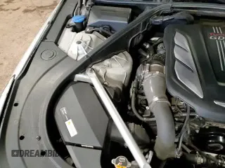 ✅ 2017 Genesis G90 Premium • VIN: KMHG34JA2HU020710 • Лот: 56570975. Опубликован ранее на Copart с пробегом 116 846 миль. Бесплатный доступ к архиву аукционных продаж из США и подробный отчёт об истории автомобиля на DreamBid. Изображение 16.