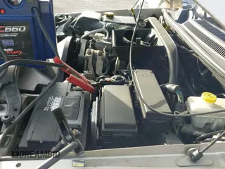 ✅ 2007 Jeep Commander Sport • VIN: 1J8HH48PX7C673318 • Lot: 41585570. Wystawiony na IAAI z przebiegiem 188 977 mil. Bezpłatny archiwum sprzedaży aukcyjnych z USA i szczegółowy raport historii pojazdu na DreamBid. Zdjęcie 12.