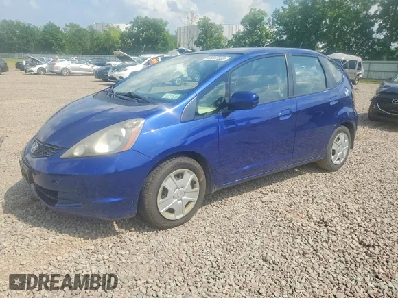 ✅ 2012 Honda Fit • VIN: JHMGE8H38CC028501 • Lot: 58817566. Wystawiony na Copart z przebiegiem Nie podano. Bezpłatny archiwum sprzedaży aukcyjnych z USA i szczegółowy raport historii pojazdu na DreamBid. Zdjęcie 1.