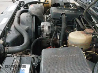 ✅ 2000 GMC Sierra 2500 SLE • VIN: 1GTGK29U5YZ195420 • Lot: 41440301. Wystawiony na IAAI z przebiegiem 212 149 mil. Bezpłatny archiwum sprzedaży aukcyjnych z USA i szczegółowy raport historii pojazdu na DreamBid. Zdjęcie 20.