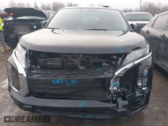 ✅ 2025 Mitsubishi Outlander S • VIN: JA4ARUAU5SU007082 • Лот: 44121837. Опубликован ранее на IAAI с пробегом 10 158 миль. Бесплатный доступ к архиву аукционных продаж из США и подробный отчёт об истории автомобиля на DreamBid. Изображение 6.