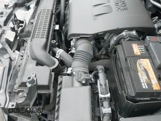 ✅ 2021 Toyota C-HR LE • VIN: JTNKHMBX9M1125805 • Lot: 42984580. Wystawiony na IAAI z przebiegiem 50 322 mil. Bezpłatny archiwum sprzedaży aukcyjnych z USA i szczegółowy raport historii pojazdu na DreamBid. Zdjęcie 19.