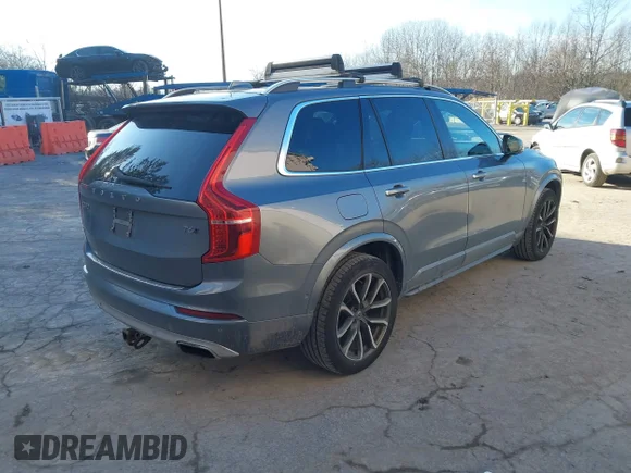 ✅ 2016 Volvo XC90 T6 Momentum • VIN: YV4A22PK9G1026423 • Lot: 44151785. Wystawiony na IAAI z przebiegiem 153 202 mil. Bezpłatny archiwum sprzedaży aukcyjnych z USA i szczegółowy raport historii pojazdu na DreamBid. Zdjęcie 4.