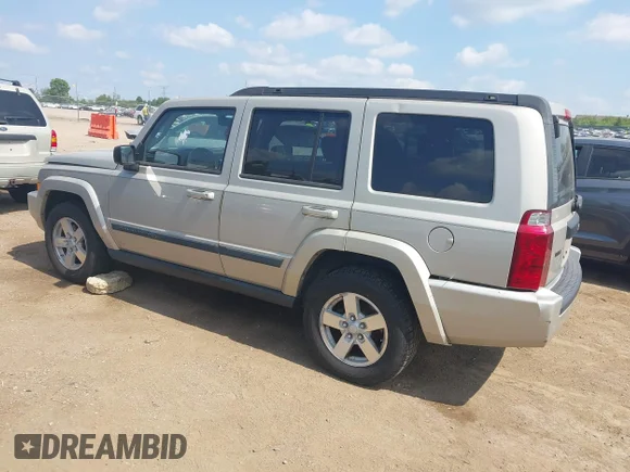 ✅ 2008 Jeep Commander Sport • VIN: 1J8HH48K08C152999 • Лот: 42532088. Опубліковано раніше на IAAI з пробігом 191 128 миль. Безкоштовний доступ до архіву аукціонних продажів зі США та докладний звіт про історію автомобіля на DreamBid. Зображення 3.