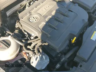 ✅ 2015 Volkswagen Golf SE • VIN: 3VWCA7AUXFM512467 • Lot: 42835954. Listed on IAAI with 164,819 mi. Free auction sales archive from the USA and detailed vehicle history report at DreamBid. Image 19.