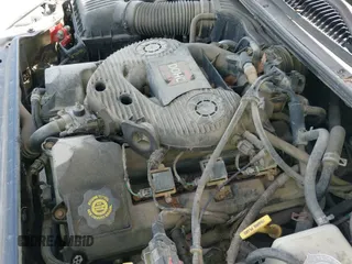 2000 Dodge Intrepid with VIN 2B3HD46R6YH342081, listed as a IAAI auction lot 42884465 with 186,631 mi miles and . Bid and sale history available at DreamBid. Image 15.