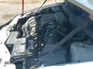 ✅ 1998 Ford Taurus LX • VIN: 1FAFP52S7WA131730 • Lot: 42842616. Wystawiony na IAAI z przebiegiem 98 538 mil. Bezpłatny archiwum sprzedaży aukcyjnych z USA i szczegółowy raport historii pojazdu na DreamBid. Zdjęcie 15.