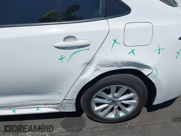 ✅ 2023 Toyota Corolla Hybrid LE • VIN: JTDBCMFE0P3001586 • Lot: 45163945. Wystawiony na IAAI z przebiegiem 102 184 mil. Bezpłatny archiwum sprzedaży aukcyjnych z USA i szczegółowy raport historii pojazdu na DreamBid. Zdjęcie 12.