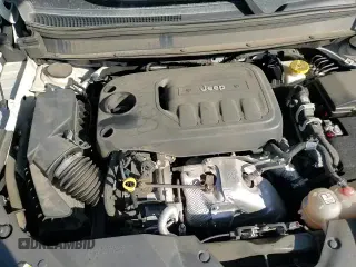 ✅ 2019 Jeep Cherokee Limited • VIN: 1C4PJLDN2KD333170 • Лот: 93043345. Опубликован ранее на Copart с пробегом 50 939 миль. Бесплатный доступ к архиву аукционных продаж из США и подробный отчёт об истории автомобиля на DreamBid. Изображение 14.