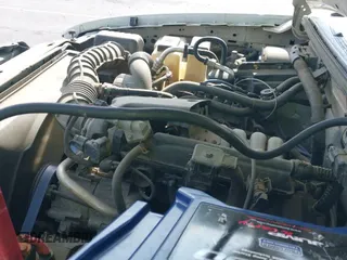 ✅ 2005 Ford Ranger XL • VIN: 1FTYR14U65PB02865 • Lot: 42087368. Wystawiony na IAAI z przebiegiem 206 011 mil. Bezpłatny archiwum sprzedaży aukcyjnych z USA i szczegółowy raport historii pojazdu na DreamBid. Zdjęcie 12.