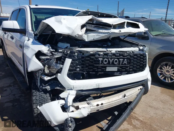 ✅ 2019 Toyota Tundra SR5 • VIN: 5TFDY5F16KX826546 • Lot: 43267060. Wystawiony na IAAI z przebiegiem 102 467 mil. Bezpłatny archiwum sprzedaży aukcyjnych z USA i szczegółowy raport historii pojazdu na DreamBid. Zdjęcie 6.