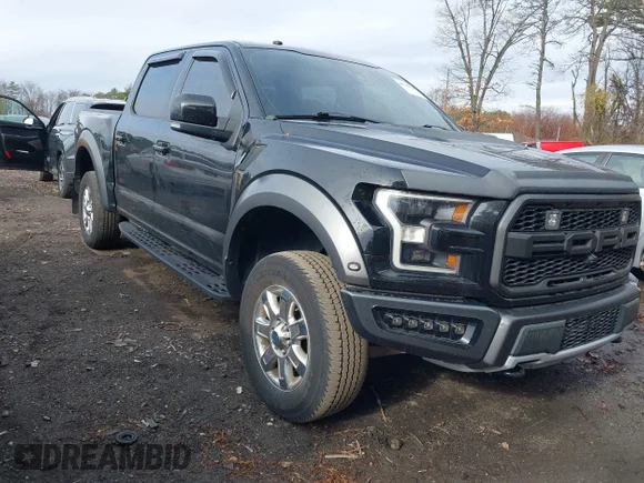 ✅ 2018 Ford F-150 Raptor • VIN: 1FTFW1RG7JFD11681 • Lot: 43712516. Wystawiony na IAAI z przebiegiem 62 584 mil. Bezpłatny archiwum sprzedaży aukcyjnych z USA i szczegółowy raport historii pojazdu na DreamBid. Zdjęcie 1.