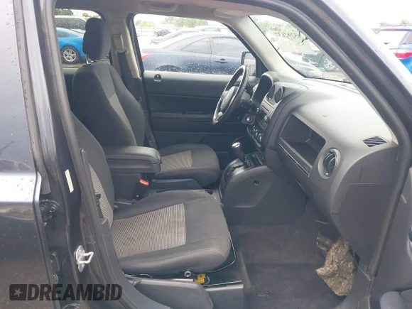 ✅ 2014 Jeep Patriot Latitude • VIN: 1C4NJPFB9ED819299 • Лот: 45292837. Опубликован ранее на IAAI с пробегом 98 513 миль. Бесплатный доступ к архиву аукционных продаж из США и подробный отчёт об истории автомобиля на DreamBid. Изображение 5.