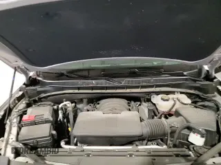 ✅ 2023 Chevrolet Suburban LS • VIN: 1GNSKBED3PR508955 • Lot: 87452355. Wystawiony na Copart z przebiegiem 27 794 mil. Bezpłatny archiwum sprzedaży aukcyjnych z USA i szczegółowy raport historii pojazdu na DreamBid. Zdjęcie 16.